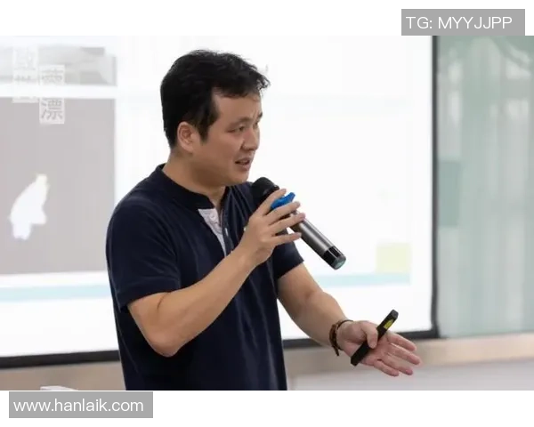 飞盘追梦：周敏的深度对话与人生启示